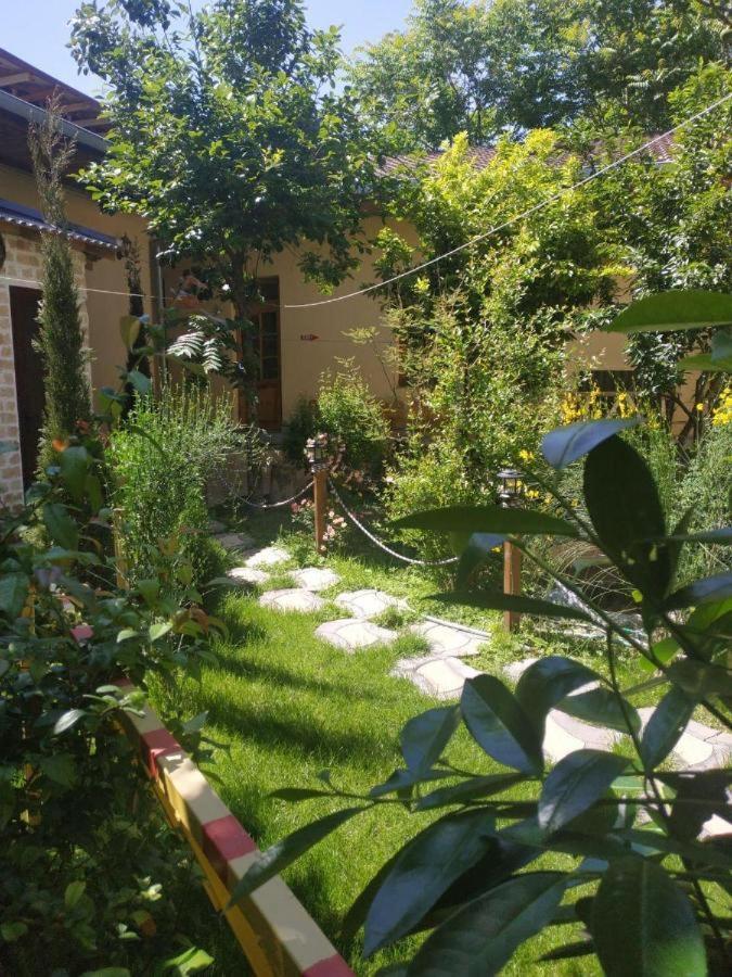 סמרקנד Sim-Sim Hostel & Backpackers מראה חיצוני תמונה