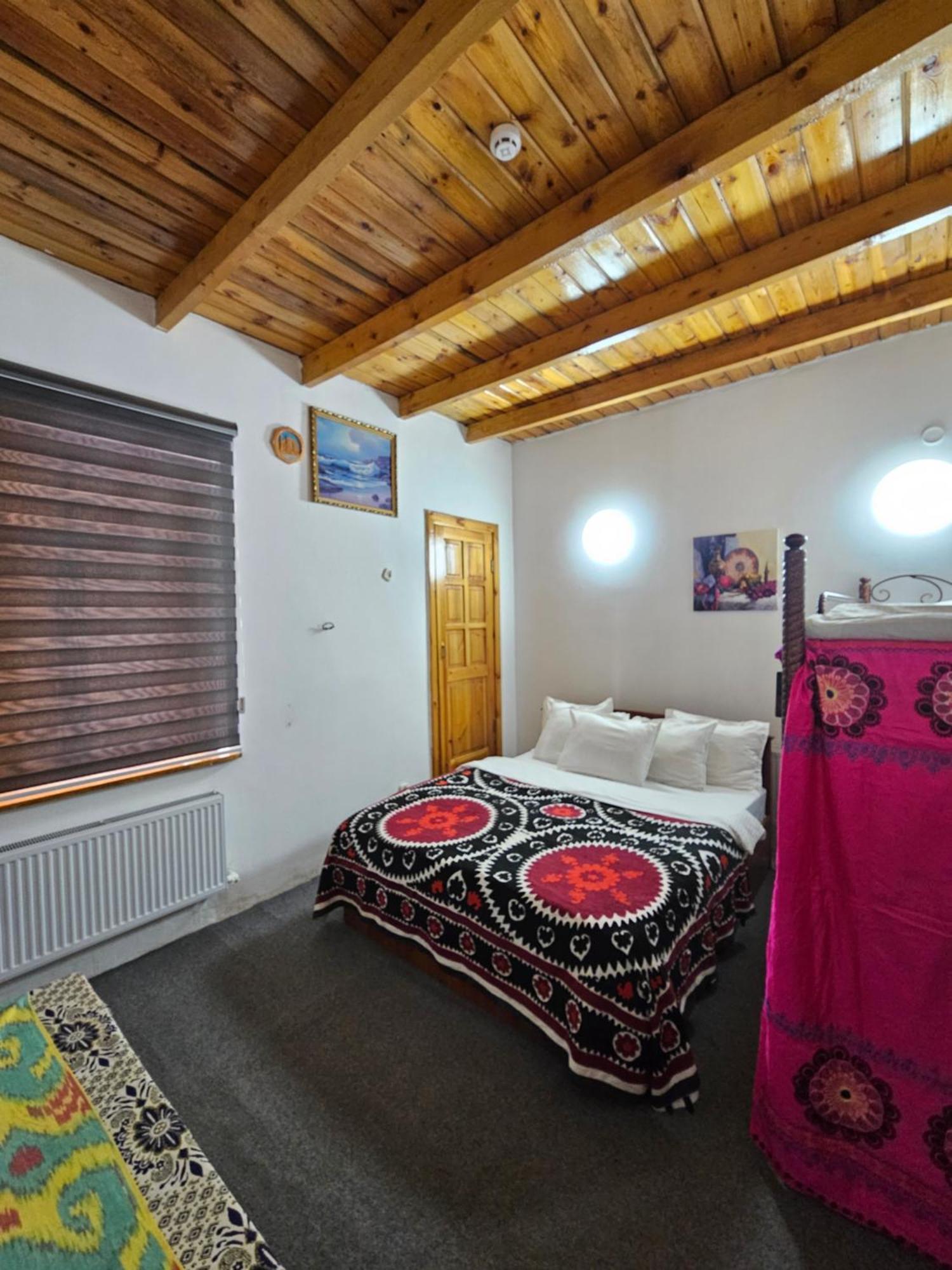 סמרקנד Sim-Sim Hostel & Backpackers חדר תמונה