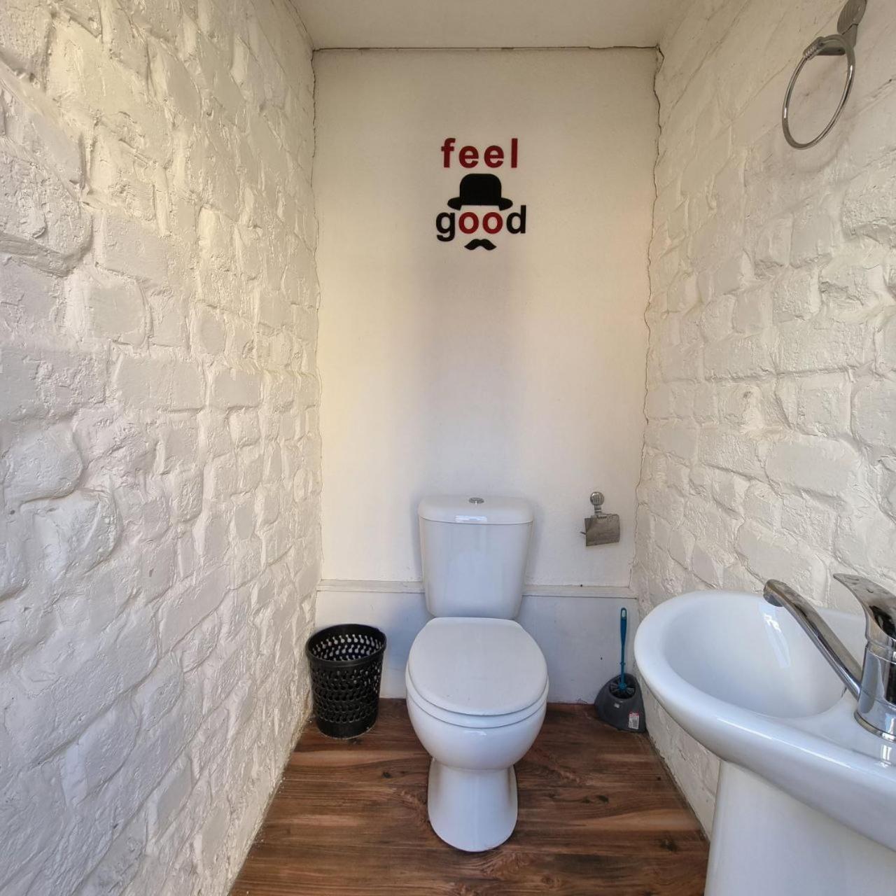 סמרקנד Sim-Sim Hostel & Backpackers מראה חיצוני תמונה