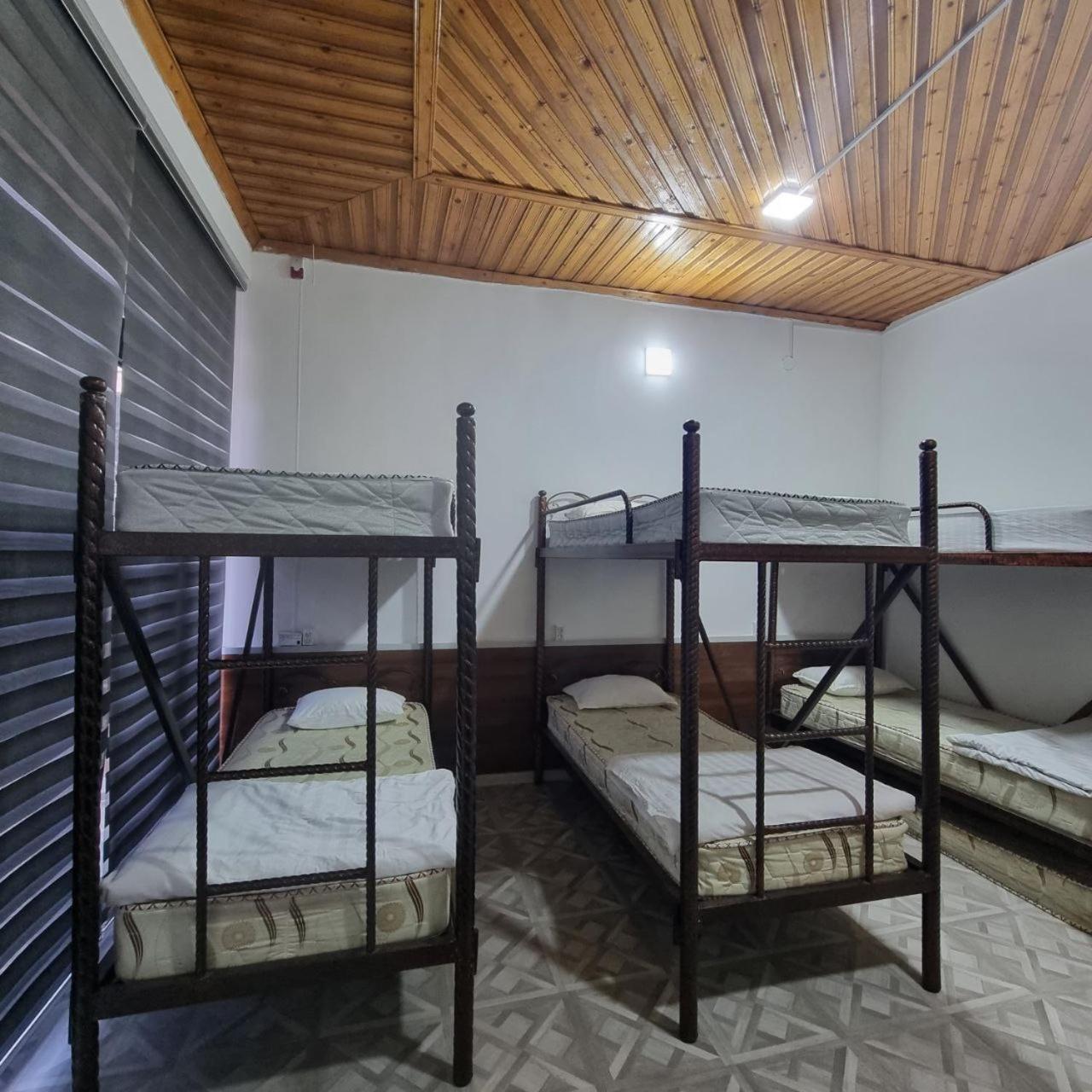 סמרקנד Sim-Sim Hostel & Backpackers מראה חיצוני תמונה